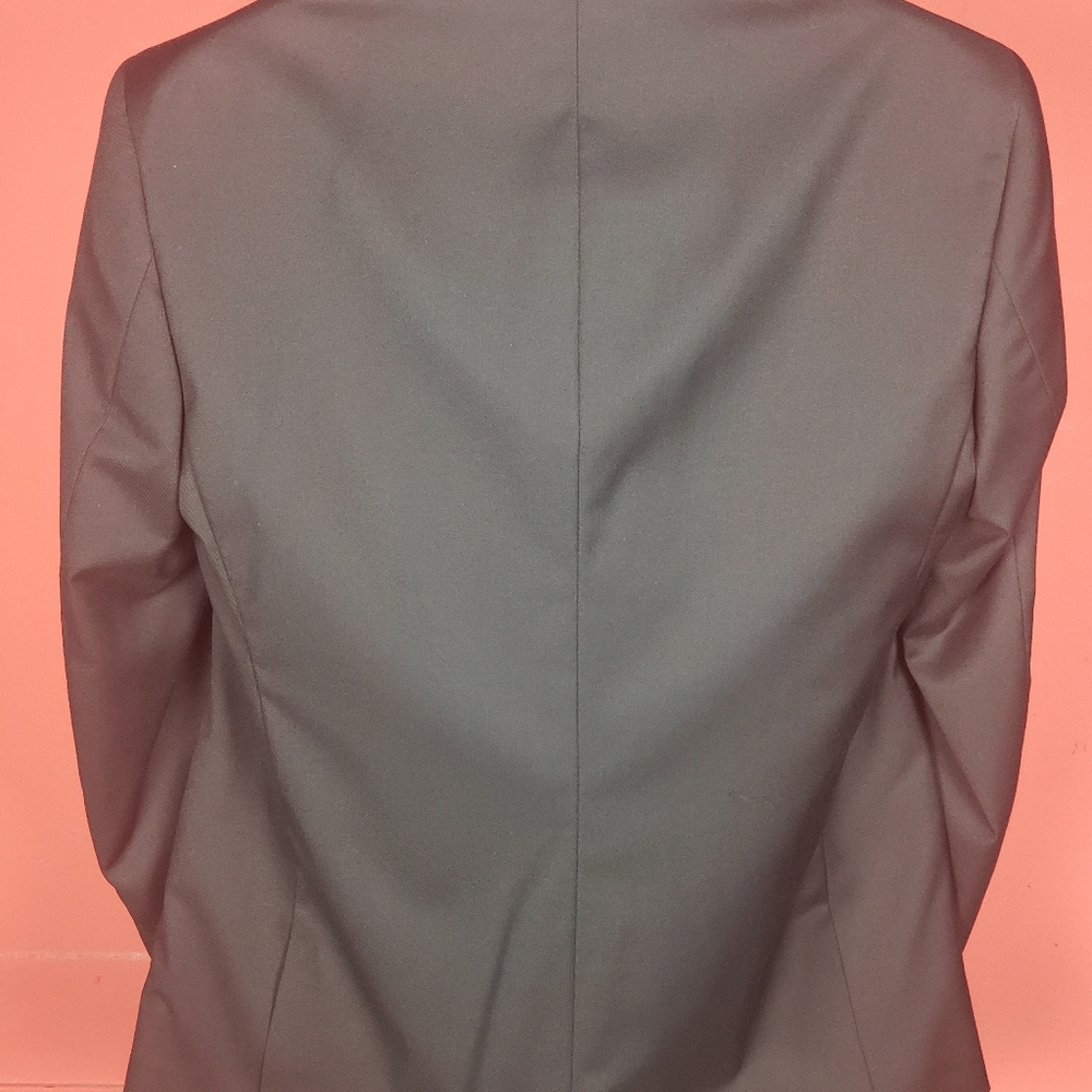 Lineage Performance Suit - Picture 2 of 12